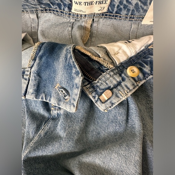 Free People Equinox Denim Trouser, size 27 in Open Sky - Picture 4 of 7